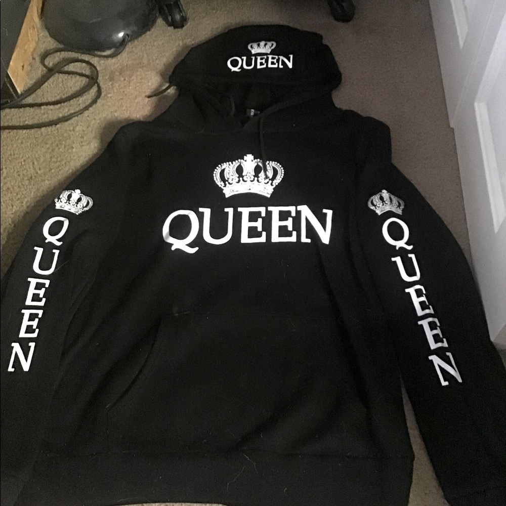 BUNDLE DEAL!!! Couple hoodies for $30